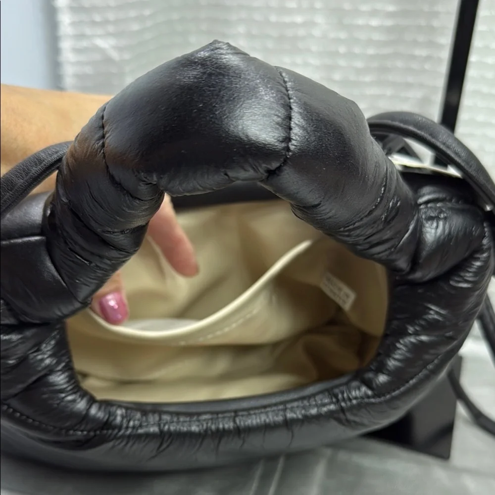 TIFFANY & TOMATO Black Padded Shoulder Bag, MADE IN TÜRKIYE - Picture 5 of 9